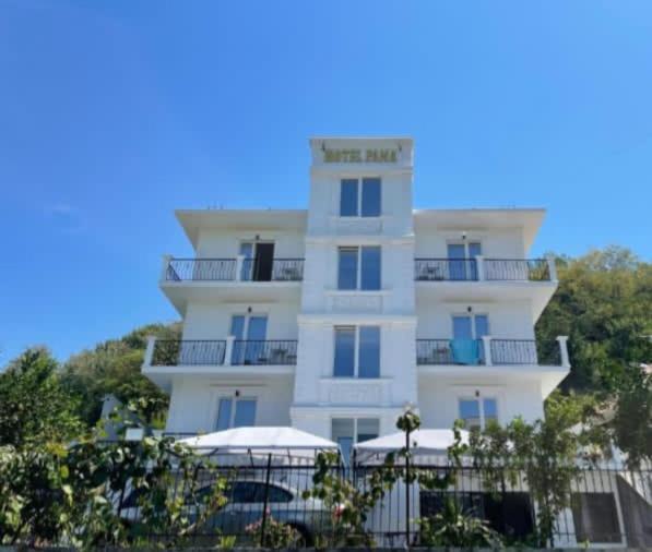 Hotel Fama Škalngur 외부 사진