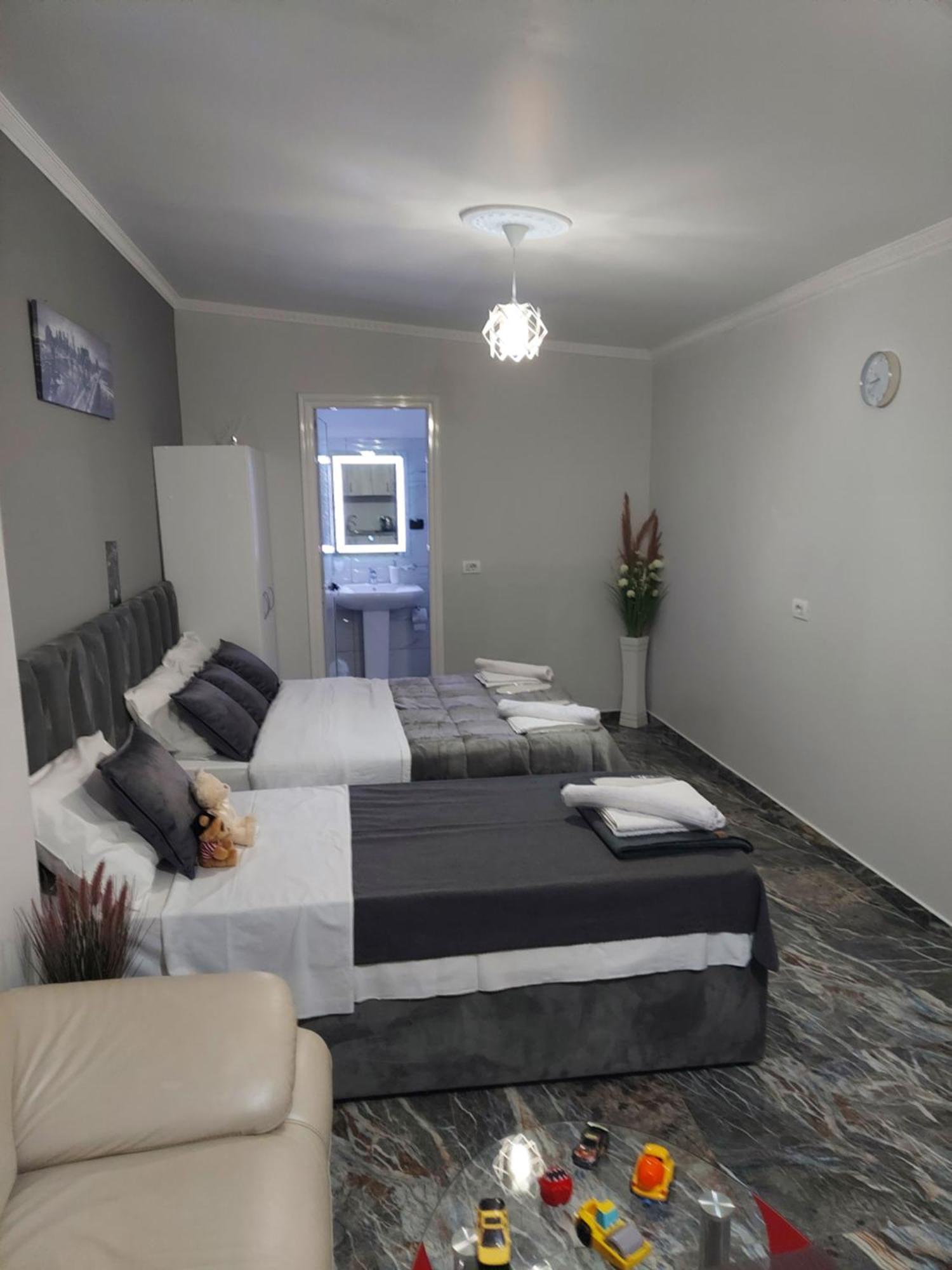 Hotel Fama Škalngur 외부 사진